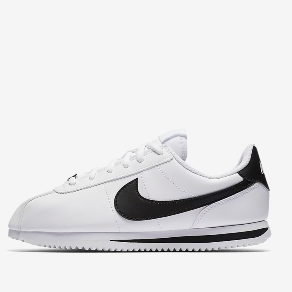 Nike Cortez Basic NEVER WORN, BRAND NEW